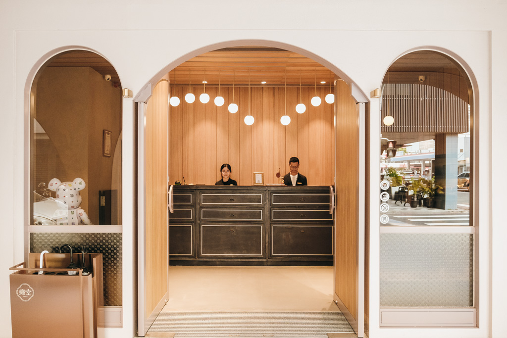 [ 高雄 ] 癮室 Inns hotel – 2023 新開幕，揉合簡約與摩登古典感的平價設計旅館